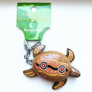 Wooden Australian Aboriginal Turtle keychain